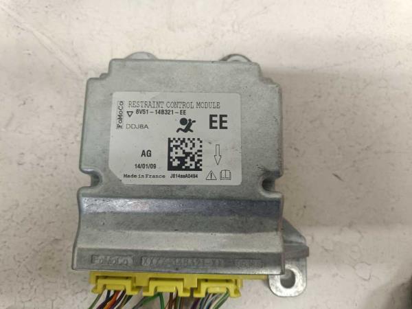 AIRBAG FORD FIESTA 2008+ ( AIRBAG TABLEAU DE BORD + AIRBAG VOLANT/GENOU + BOITIER + CEINTURES) - Vue 2